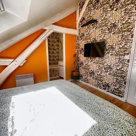 T2 Quartier Calme / Parking Gratuit *